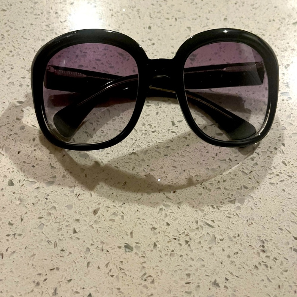Like New Oversized Alexander McQueen Sunglasses